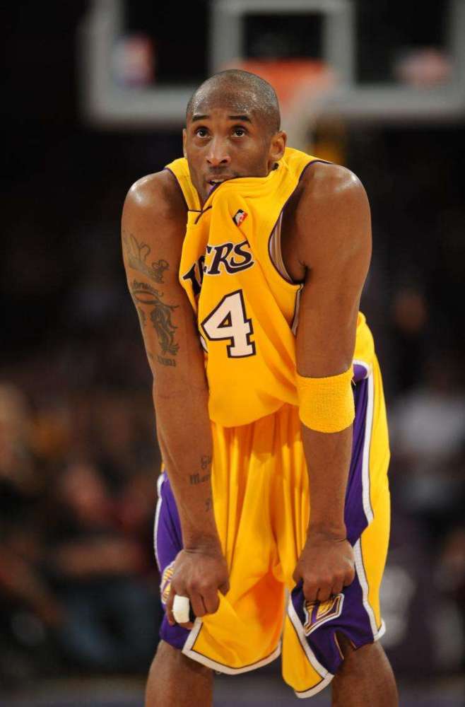 巴霍亚则以 巴霍亚则以