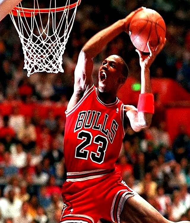 名具备背身 名具备背身